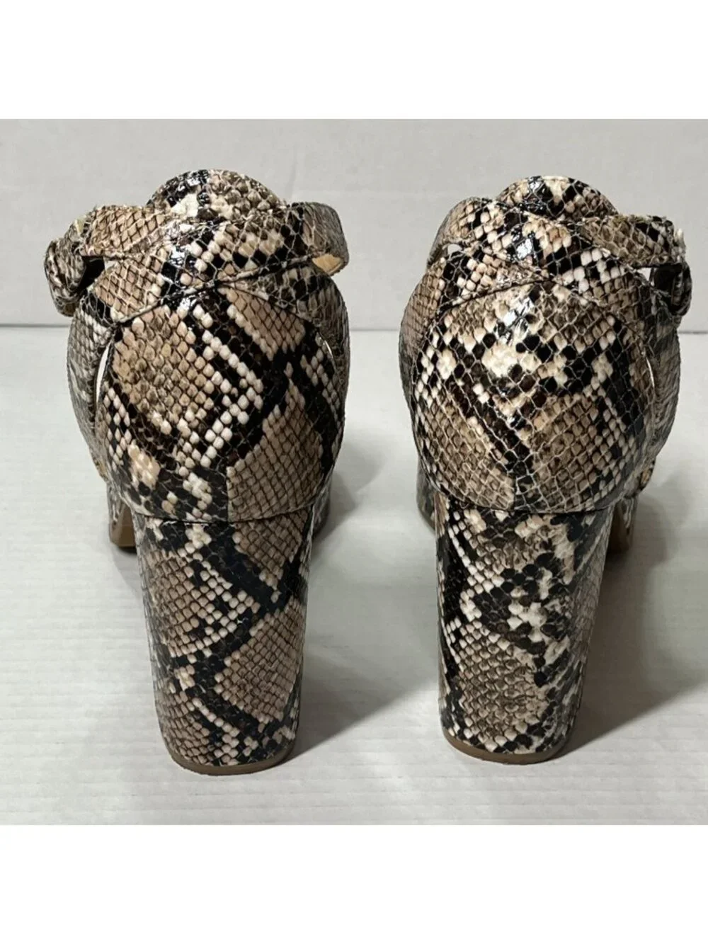 Chinese Laundry Women's Size 10 Snakeskin Print Ankle Strap High Heel Sandals